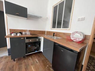  Appartement à louer 2 pièces 31 m²