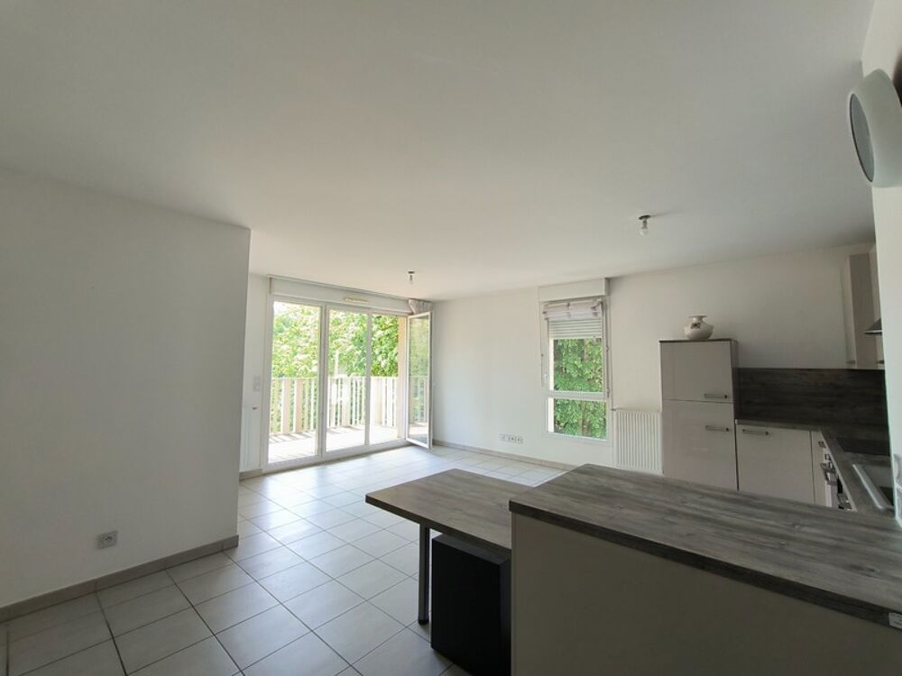 Location Appartement Location Appartement T4 de 74,94m�- r�sidence r�cente-ascenseur-balcon-place de parking privative Givors