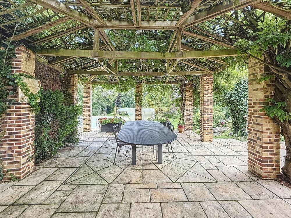 Vente Propriété/Château Propriété d'exception à vendre – Rougé (44) À 5 minutes de Châteaubriant – 230 m² habitables – Parc clos de plus de 4 800 m² – P Rouge