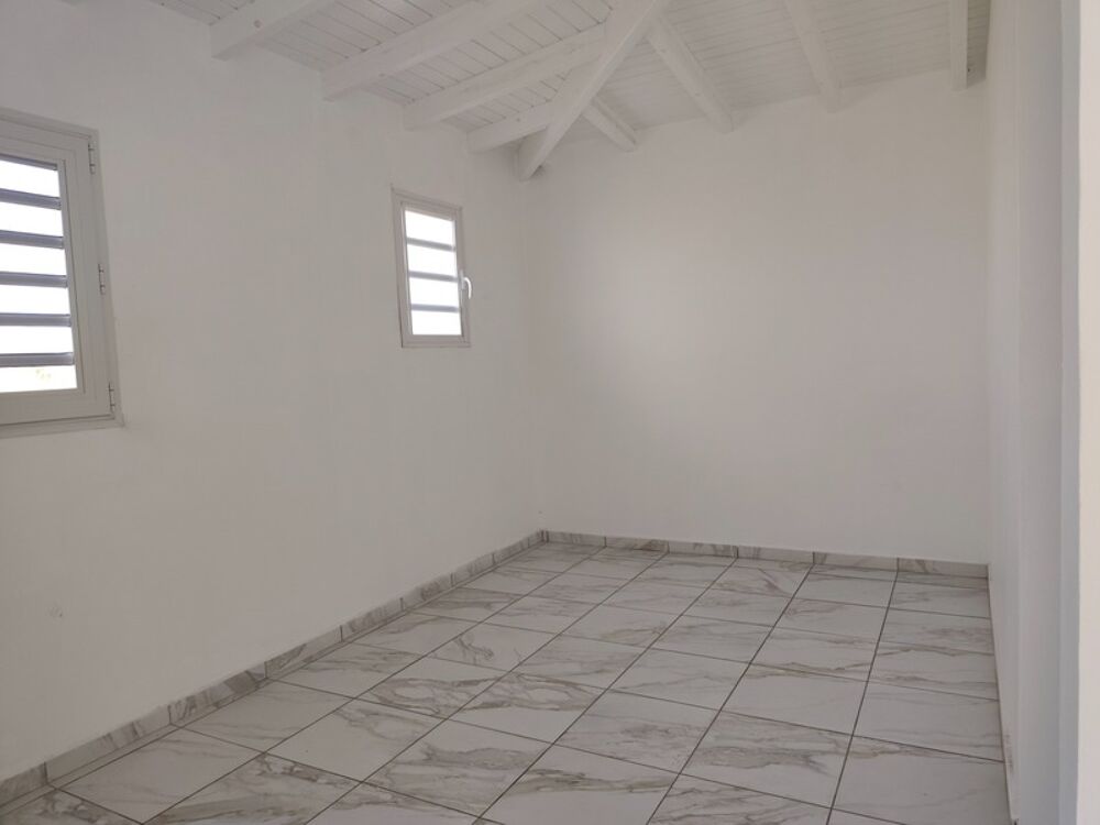 � vendre  Maison Sainte-Anne (97180)
