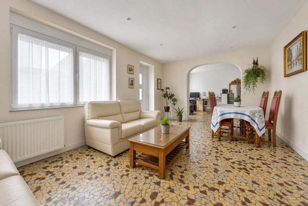 Maison 7 pièces 148 m² à Reignac avec jardin