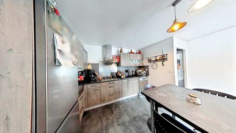  Appartement à vendre 5 pièces 96 m²