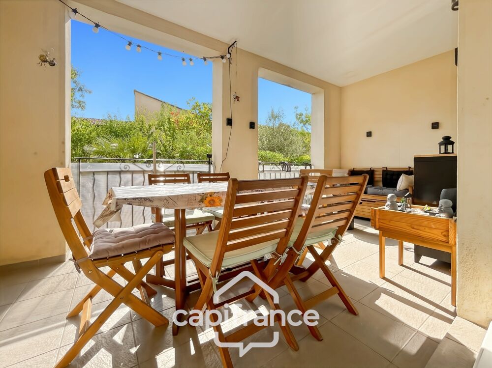 Appartement 40m2 rénové et climatisé, en rez de jardin , une chambre et sa salle de douche, sa terrasse couverte ,, piscine rési