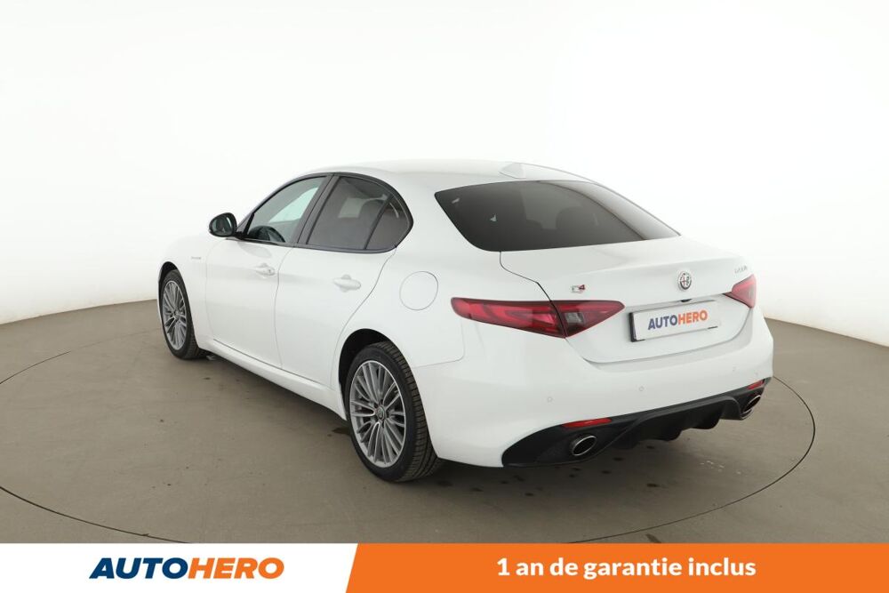 Giulia 2.2 Q4 Veloce AT8 210 ch 2018 occasion 92130 Issy-les-Moulineaux
