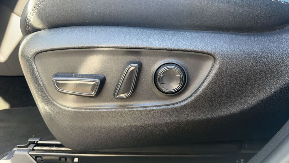 RAV 4 2.5 VVT-iE 218 Hybrid E-CVT 30 Years 2025 occasion 91540 Mennecy