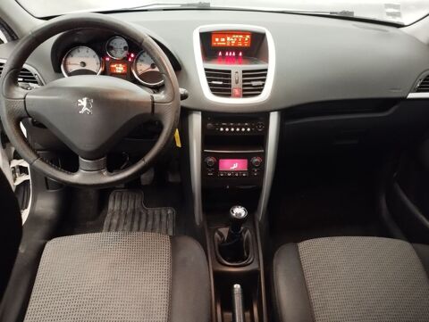 207 1.6 VTI 120 PREMIUM 5P 2010 occasion 06640 Saint-Jeannet