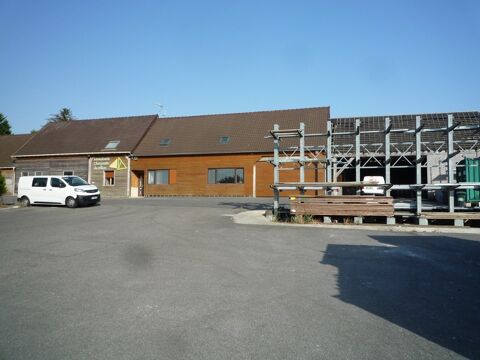  Dpt Aisne (02), LA CROIX SUR OURCQ  à vendre ensemble immobilier professionnel  1170 m2 ateliers et bureaux sur 3000 m2 de terra 