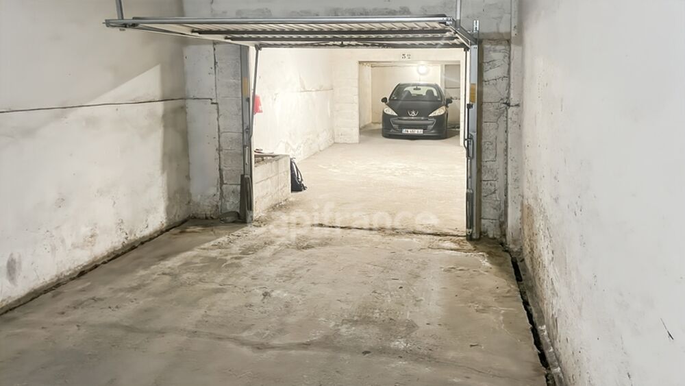 Vente Parking/Garage Grand Garage (Box S�curis�) de 21m� environ � Bordeaux �mile Counord Bordeaux