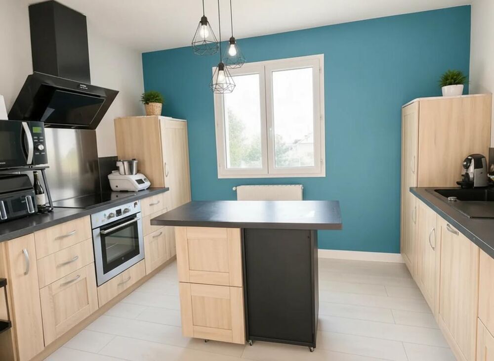Maison 5 pièces avec grand jardin à Chaptelat