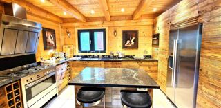  Chalet � vendre 7 pi�ces 295 m�