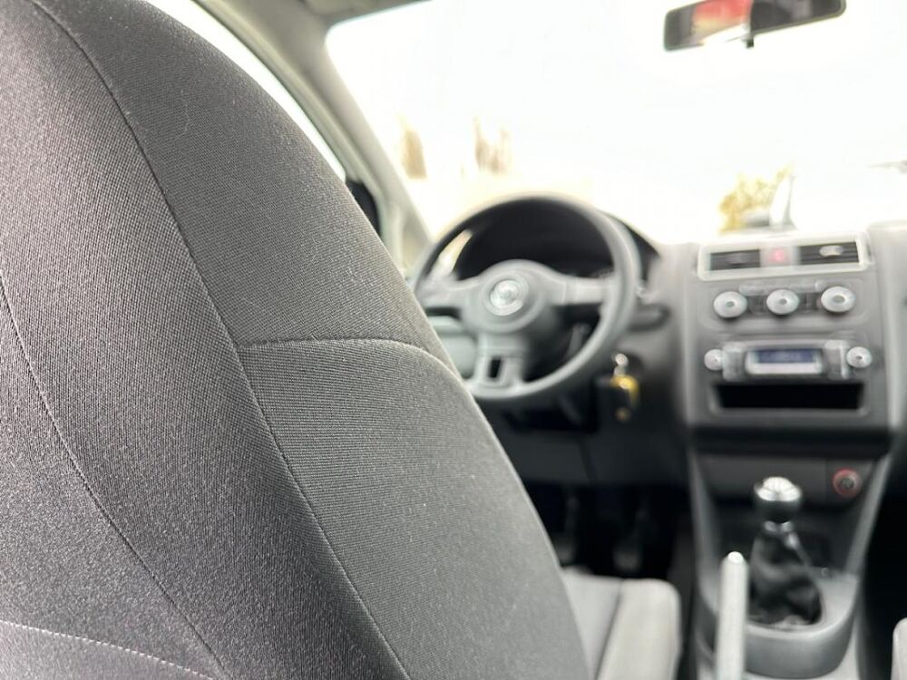 Touran II 1.2 TSI 105 BLUEMOTION TECHNOLOGY TRENDLINE 2011 occasion 78240 Chambourcy