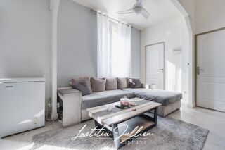 Vente Immeuble EXCLUSIVITÉ - LES CAMOINS - IMMEUBLE DE VILLAGE DE 93 M², POTENTIEL DE DIVISION Marseille 11