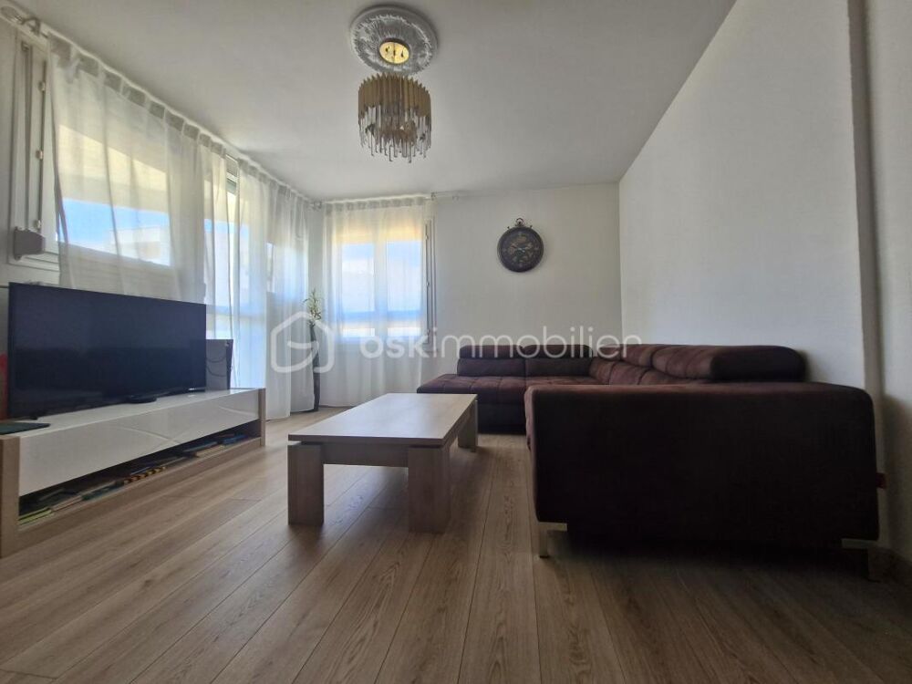 Vente Appartement OPPORTUNITE A SAISIR APPARTEMENT T4  AVEC BALCONS ET PARKING Reims