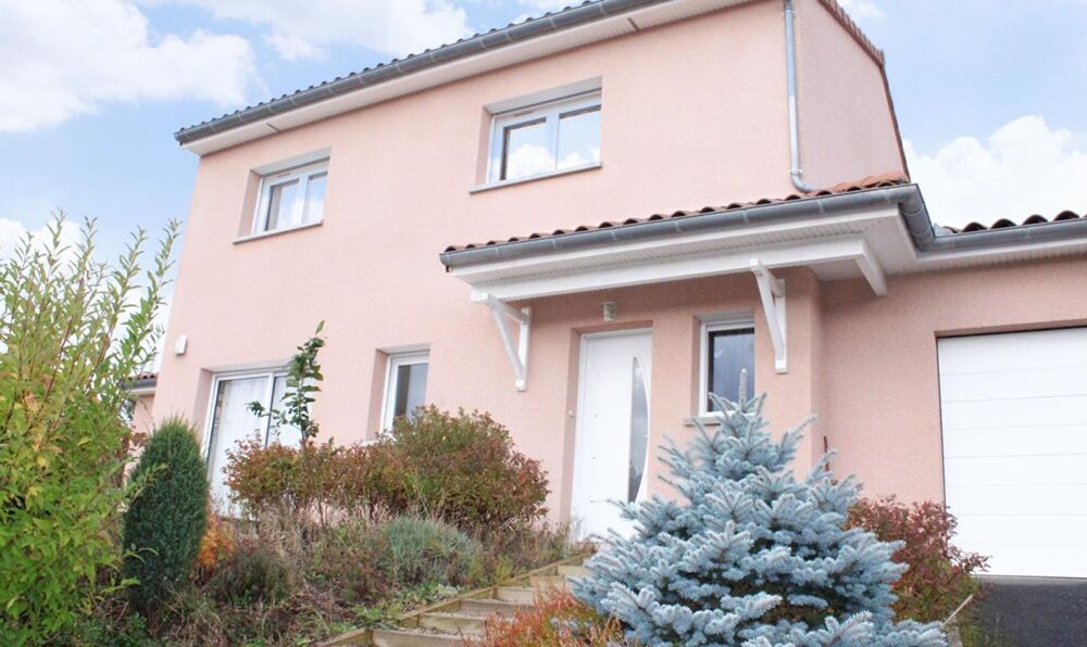 Langogne Maison 5 pièce(s) 172 m2 avec 4 chambres double garage vue dégagée