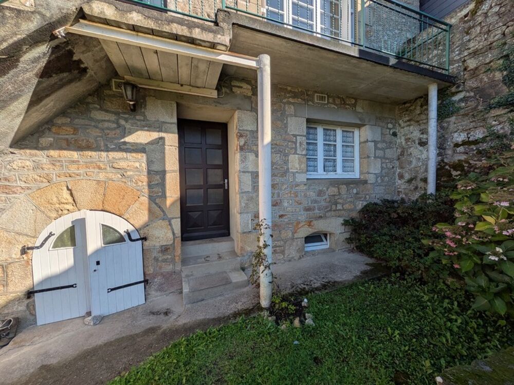 GUEMENE SUR SCORFF GRANDE MAISON DE 170M² DIVISEE EN 3 LOGEMENTS PARCELLE DE 561M²