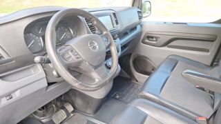 Vivaro Fourgon L2H1 2.0 D 180 BVA8 Business - Automatique 2021 occasion 54121 Vandieres