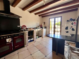  Propriété/château à vendre 7 pièces 150 m²