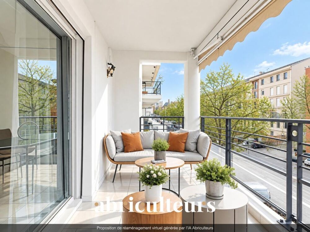 Bel appartement baigné de lumière avec grand balcon de plus de 10 m² en vente à Bron (69500)