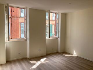  Appartement à louer 2 pièces 44 m²