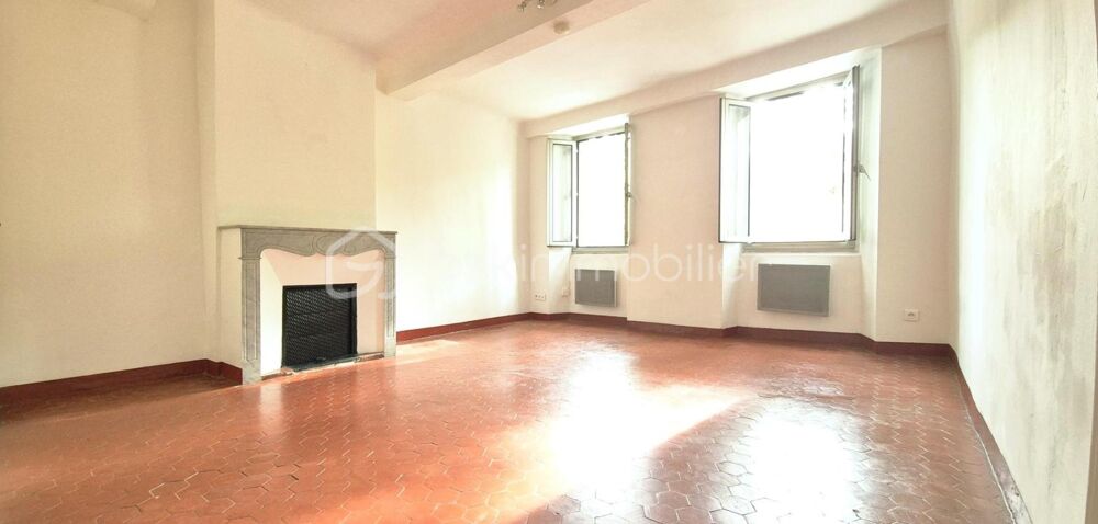 OPPORTUNITÉ--2 PIÈCES 50m2 avec CAVE/ANNEXE ind-- au pied des COMMERCES