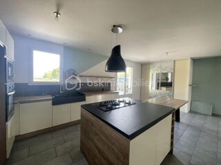  Maison � vendre 8 pi�ces 246 m�