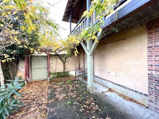  Immeuble � vendre 8 pi�ces 250 m�