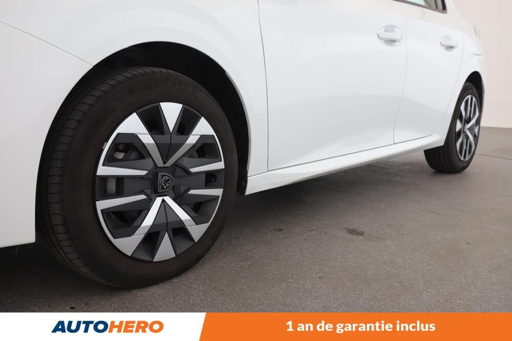 208 1.2 Hybrid Style e-DCS6 100 ch 2024 occasion 92130 Issy-les-Moulineaux
