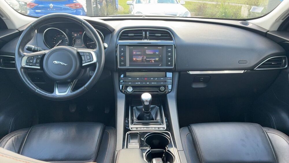 F-PACE 2.0 D 163 2WD Prestige - Toit ouvrant 2018 occasion 76230 Isneauville