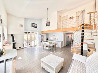  Maison  vendre 7 pices 220 m