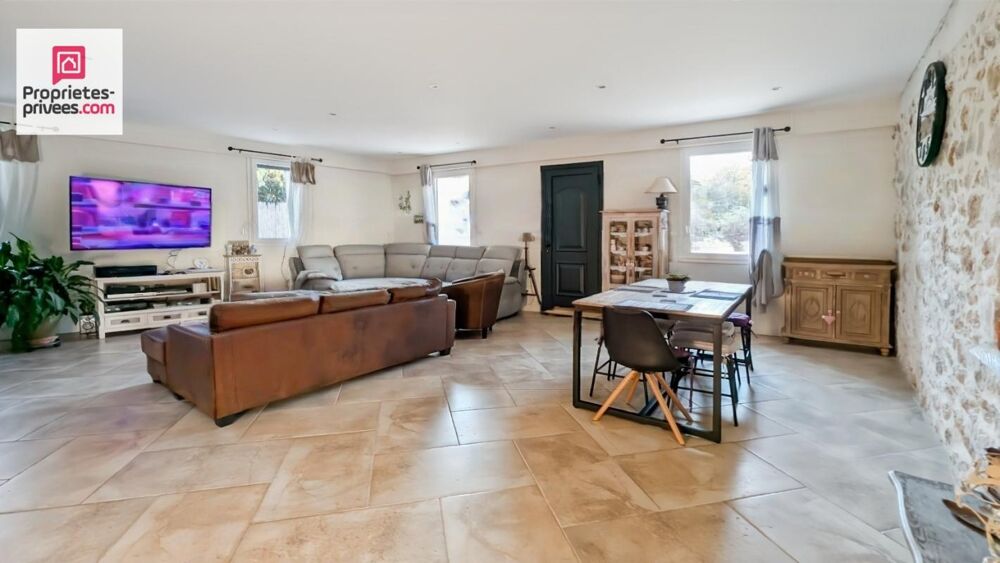 � vendre  Maison Figani�res (83830)