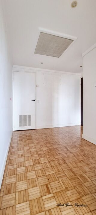  Appartement � vendre 5 pi�ces 83 m�