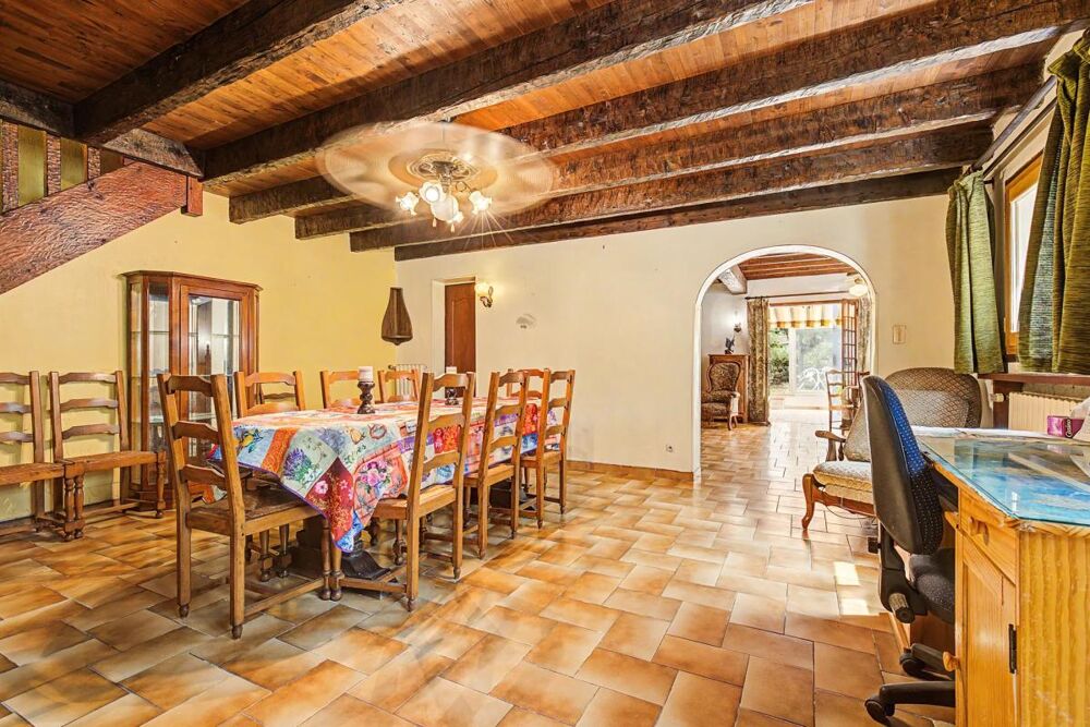 Vente Maison Maison de 10 pièces de 171 m² à Arles Arles