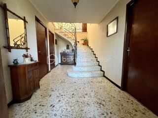  Villa � vendre 7 pi�ces 136 m�