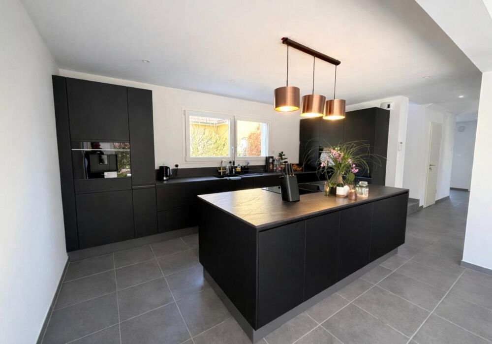 Maison 149 m²  4 chambres  double garage  frontière Suisse