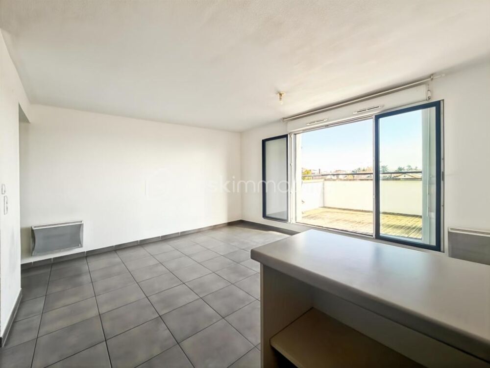 Vente Appartement F3 lumineux avec terrasse et place de parking – Le Blanc-Mesnil DPE B Le blanc mesnil