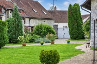  Propriété/château à vendre 14 pièces 355 m²
