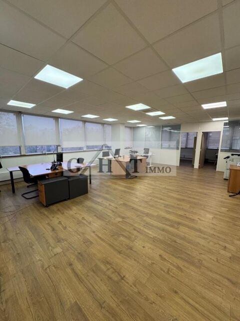 À LOUER, Plateau de bureaux 150 m², Emplacement n°1 à Maisons-Alfot 3800 94700 Maisons alfort