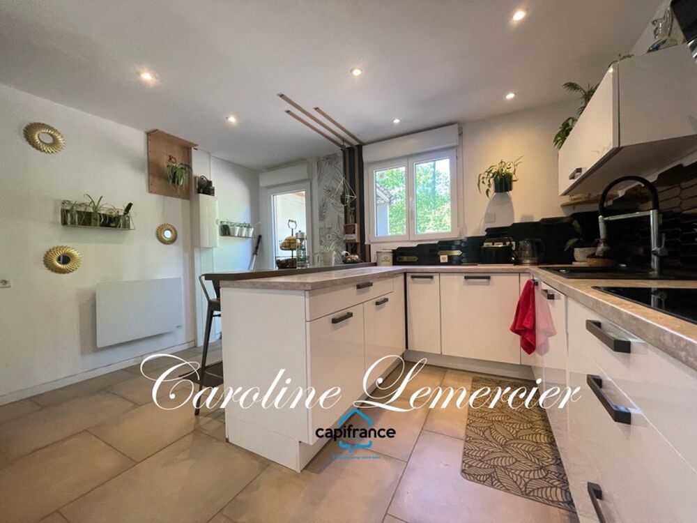 Vente Maison Maison à vendre 7 pièces axe LA FERTE BERNARD /LE MANS, Proprieté  de 183 m² habitables, 4 Chambres et studio  2 chambres, sur 9 Yvre l eveque