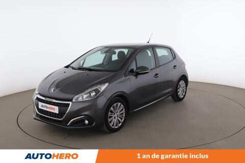 Peugeot 208 1.2 PureTech Signature 5P 82 ch 2019 occasion Issy-les-Moulineaux 92130