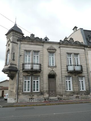 Maison à vendre 9 pièces 230 m²