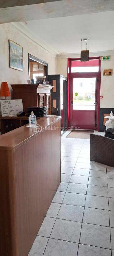   Local d'activité de 650 m2 à Le Lude 