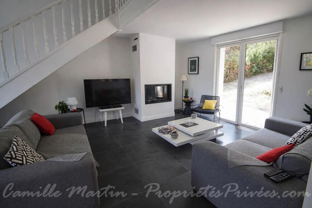 � vendre  Villa Saint-Rapha�l (83700)