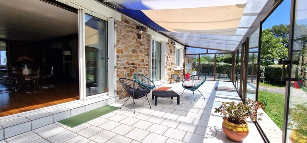 A vendre-Bretagne-Finistère sud-Poullan sur mer-maison-6 pièces-double garage-jardin-dépendance