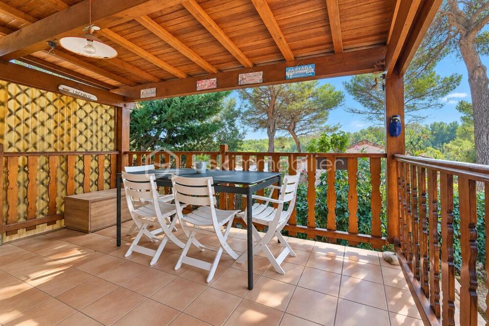 Vente Maison LE CASTELLET – HABITATION RÉAMÉNAGÉE, TERRASSE COUVERTE, EXTÉRIEURS ET 4 STATIONNEMENTS Le castellet