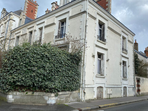 Dpt Indre et Loire (37), à vendre  maison P8  - Terrain de 190 495000 Tours (37000)