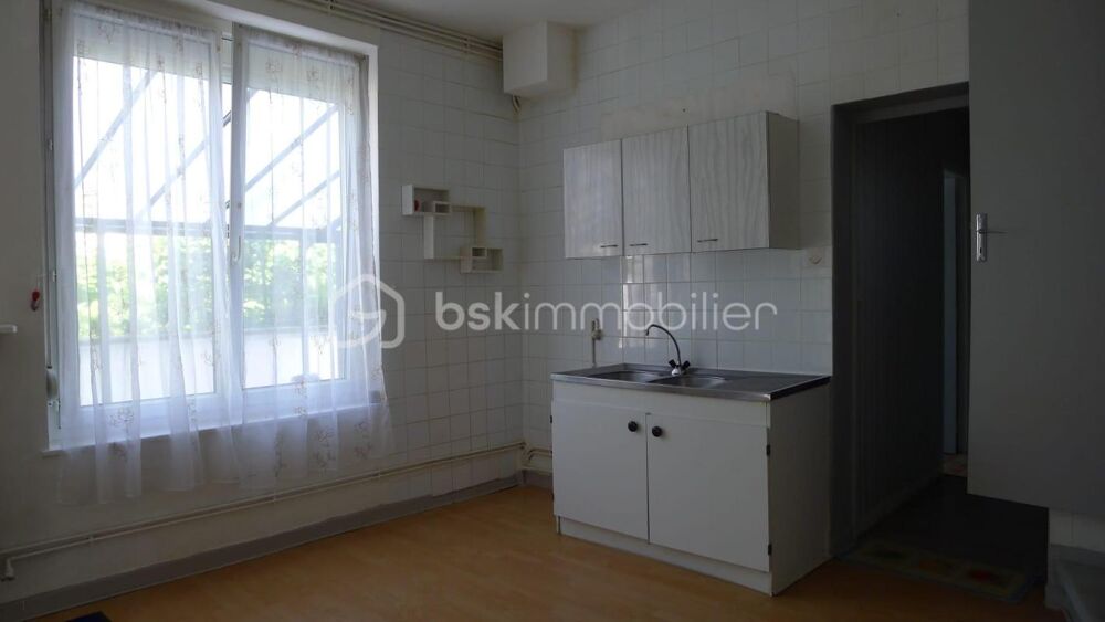 Charmante maison de ville au coeur de Laon : tranquillité et confort assurés !