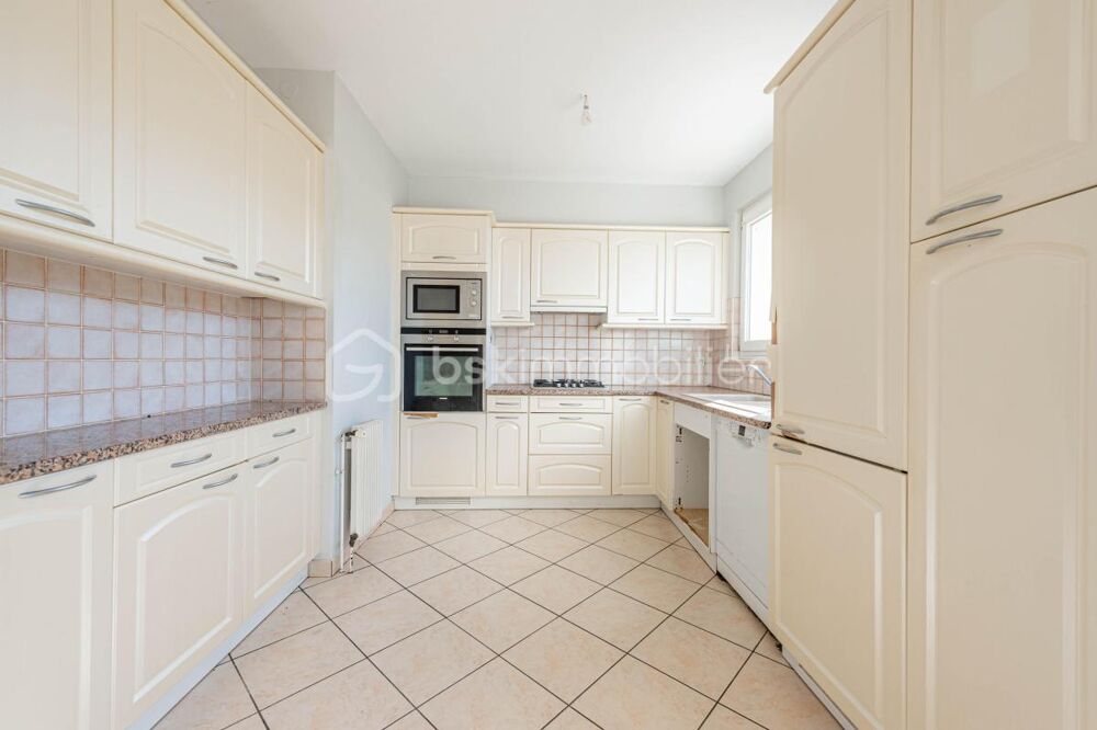 à vendre  Maison Saint-Julien-en-Genevois (74160)