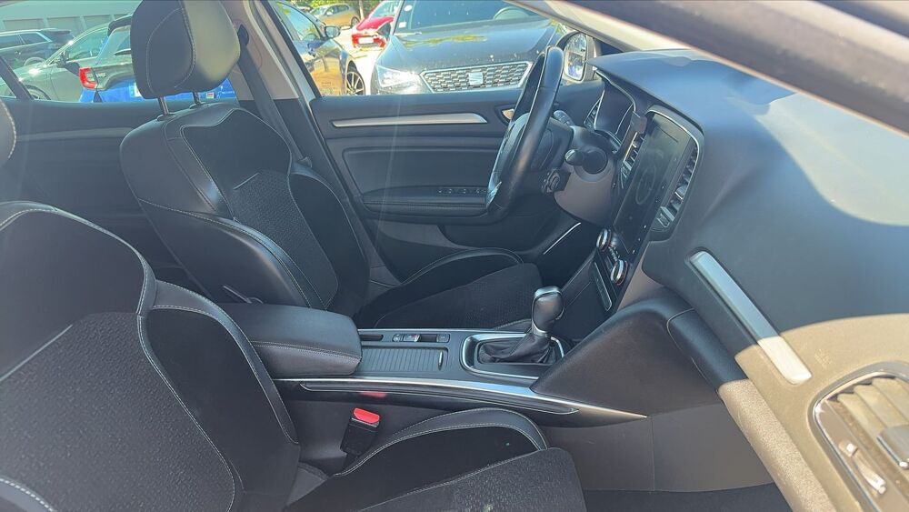 M&eacute;gane IV 1.5 Blue dCi 115 EDC Intens 2019 occasion 69800 Saint Priest