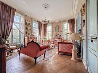  Propriété/château à vendre 12 pièces 414 m²