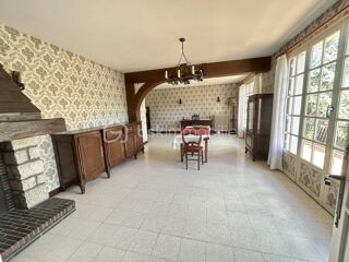  Propri�t�/ch�teau � vendre 10 pi�ces 236 m�